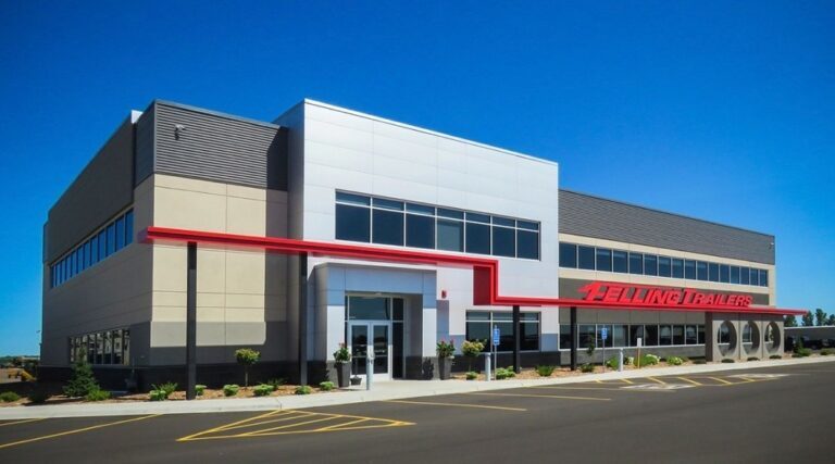 How to Choose the Right Barcode Printer for Manufacturing and Warehouse Operationss